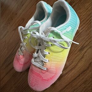 Brava Girls Sz. 1.5D;Soccer Cleats.